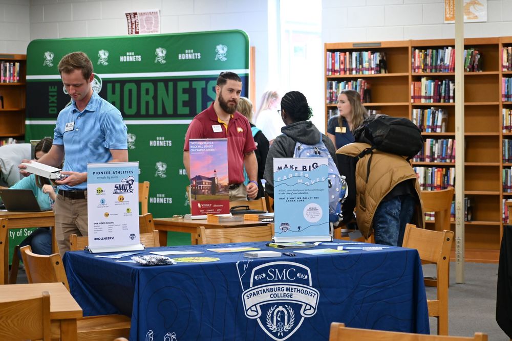 College Reps meeting with students