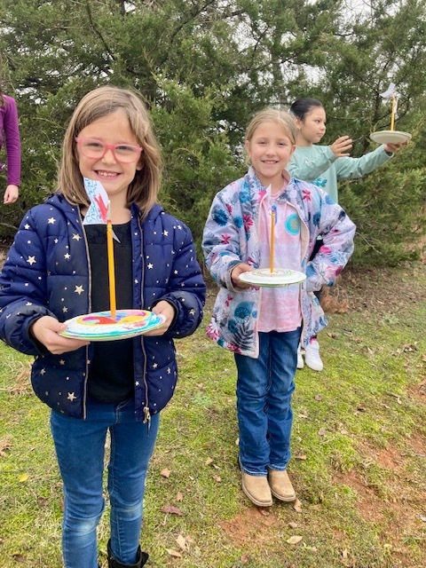 2nd graders with wind vanes