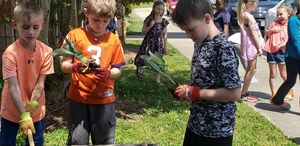 First graders hope to have a GREEN THUMB!